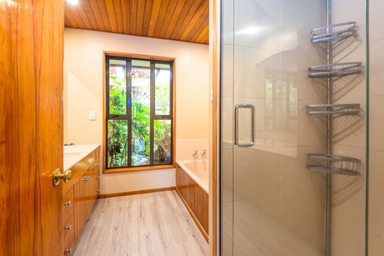 Photo of property in 8 Goodall Place, Redwood, Christchurch, 8051