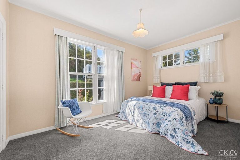 Photo of property in 117a Normandale Road, Normandale, Lower Hutt, 5010