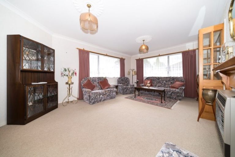 Photo of property in 104 Featherston Street, Takaro, Palmerston North, 4412
