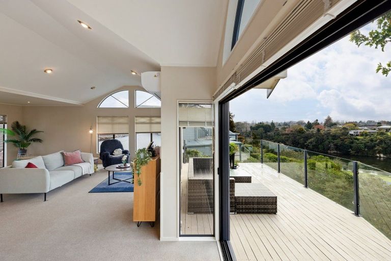 Photo of property in 96a Beerescourt Road, Beerescourt, Hamilton, 3200