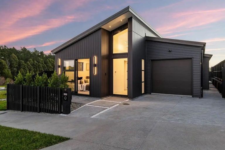 Photo of property in 49 Huanui Drive, Wainui, 0992
