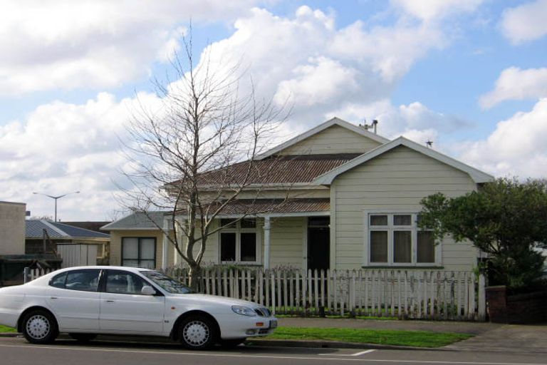 Photo of property in 283 Botanical Road, West End, Palmerston North, 4412