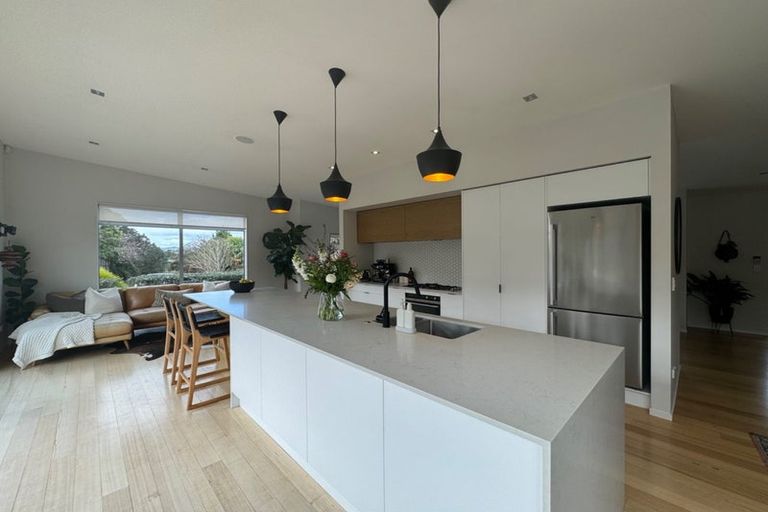 Photo of property in 121 Butcher Road, Pukekohe, 2120