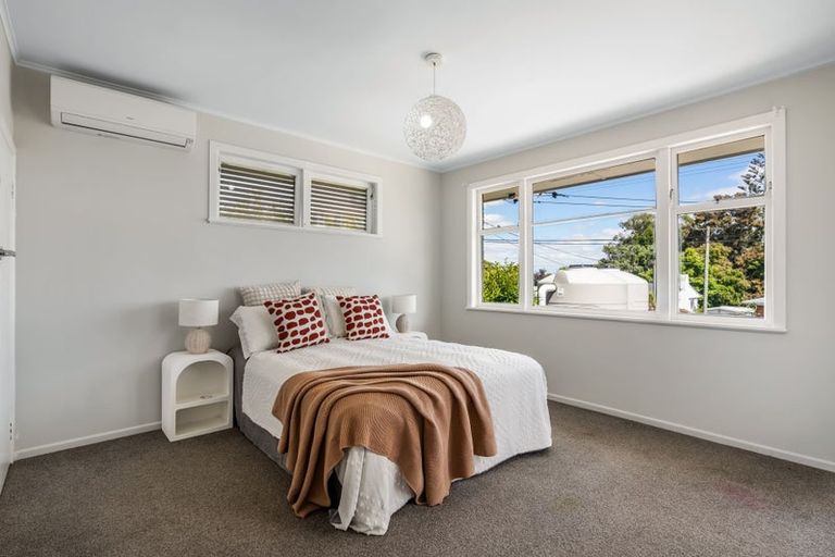Photo of property in 35 Tampin Road, Hillpark, Auckland, 2102