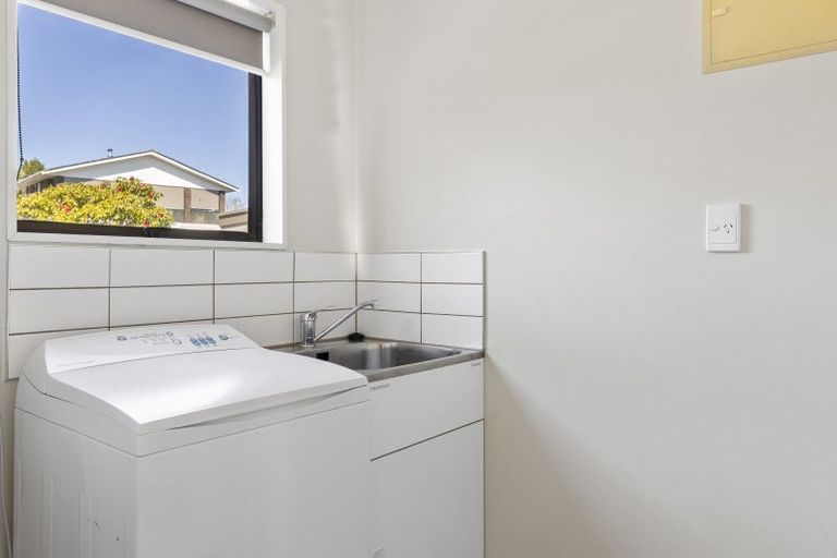 Photo of property in 5 Kempton Place, Richmond Heights, Taupo, 3330