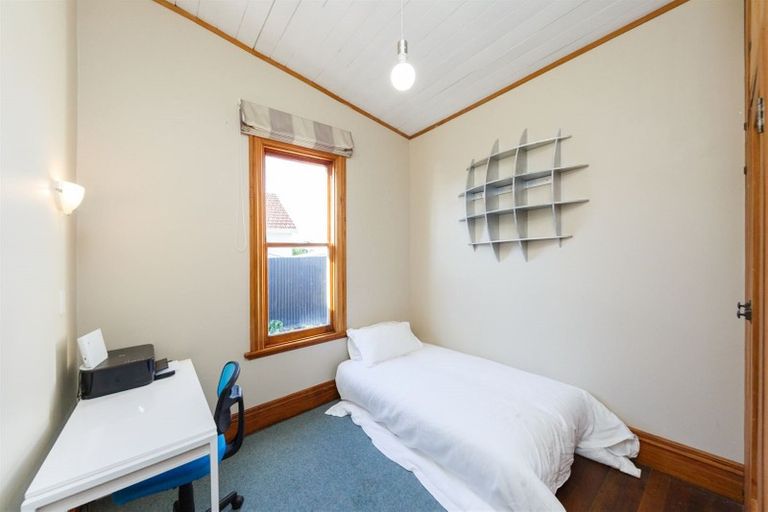 Photo of property in 73a Savage Crescent, West End, Palmerston North, 4412