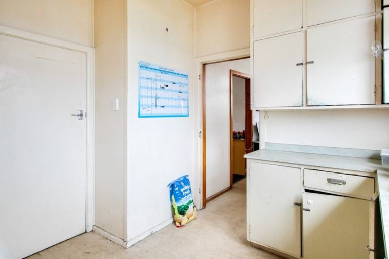 Photo of property in 144 Carlyle Street, Napier South, Napier, 4110