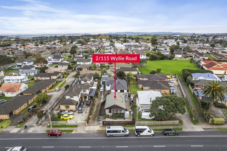 Photo of property in 2/115 Wyllie Road, Papatoetoe, Auckland, 2025