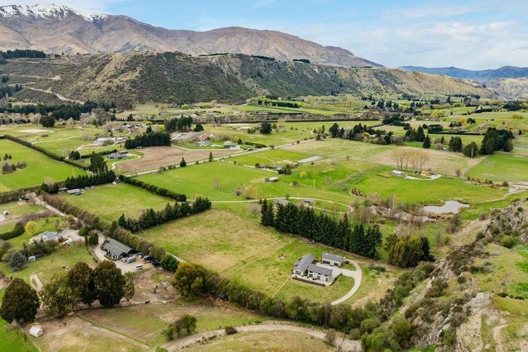 Photo of property in 62 Morven Ferry Road, Arrow Junction, Queenstown, 9371