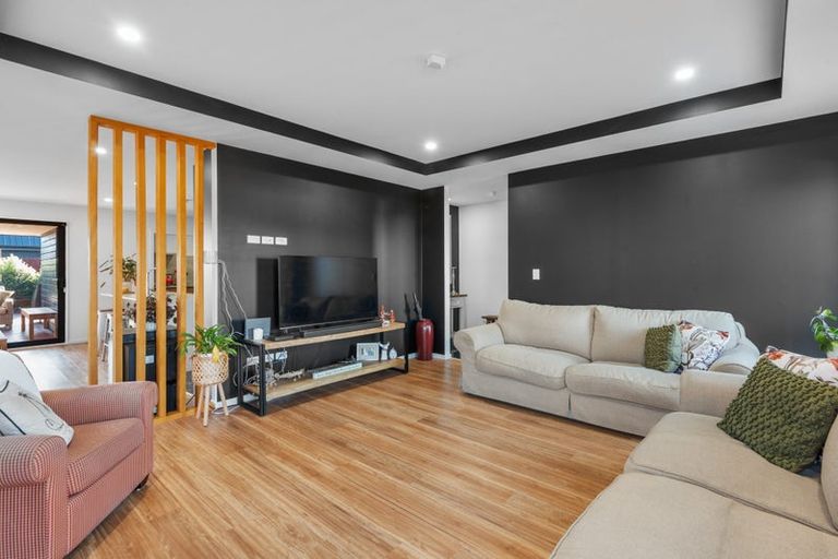 Photo of property in 12 Orchiston Way, Lincoln, 7608