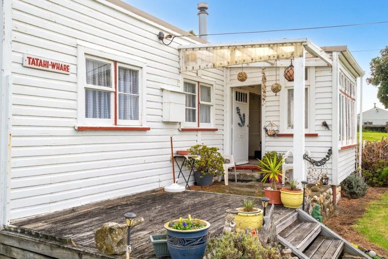 Photo of property in 1095 Mataikona Road, Mataikona, Tinui, 5889