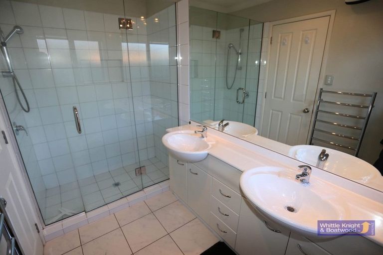 Photo of property in 79 Coolspring Way, Redwood, Christchurch, 8051