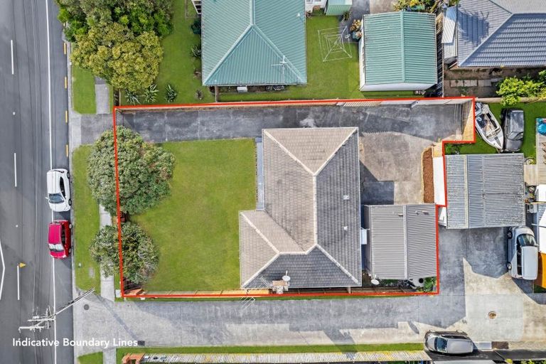 Photo of property in 12 Hunua Road, Papakura, 2110