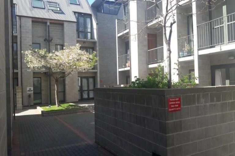 Photo of property in 4/868 Colombo Street, Christchurch Central, Christchurch, 8013