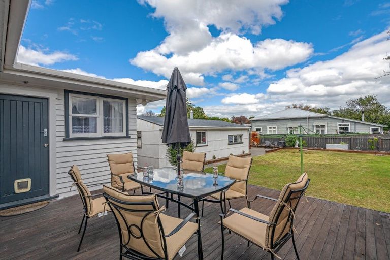 Photo of property in 9 Johnson Street, Bulls, 4818