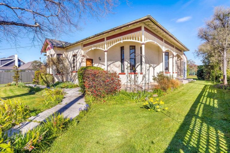 Photo of property in 134 Park Street, Winton, 9720
