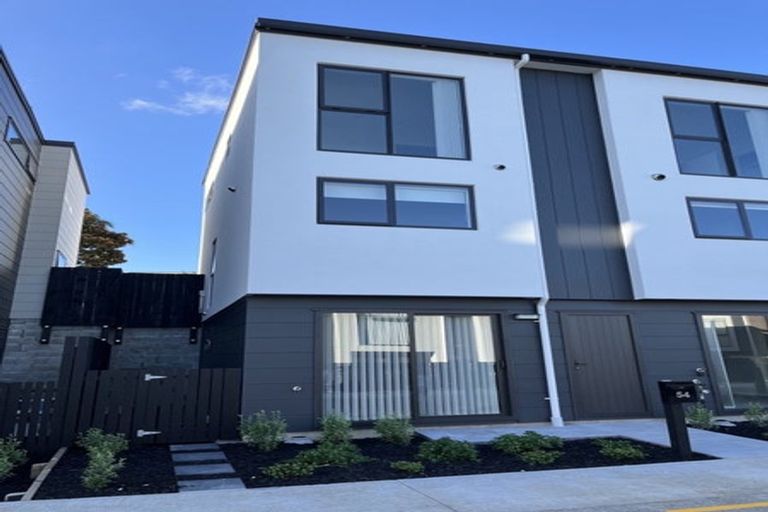 Photo of property in 54 Tukari Lane, Mangere Bridge, Auckland, 2022