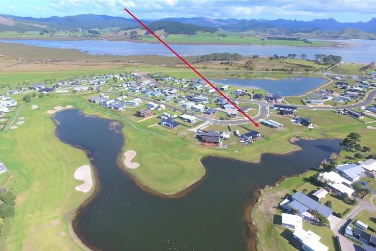 Photo of property in 111 Rangiora Crescent, Matarangi, Whitianga, 3592