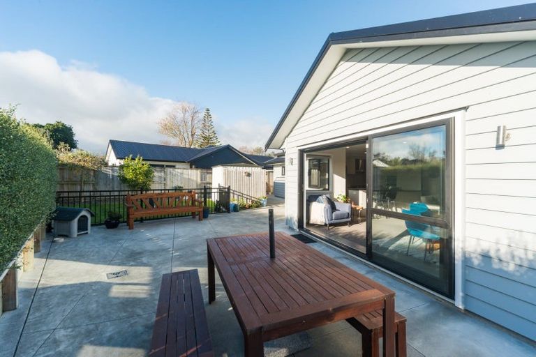Photo of property in 5 Waimarama Court, Roslyn, Palmerston North, 4414