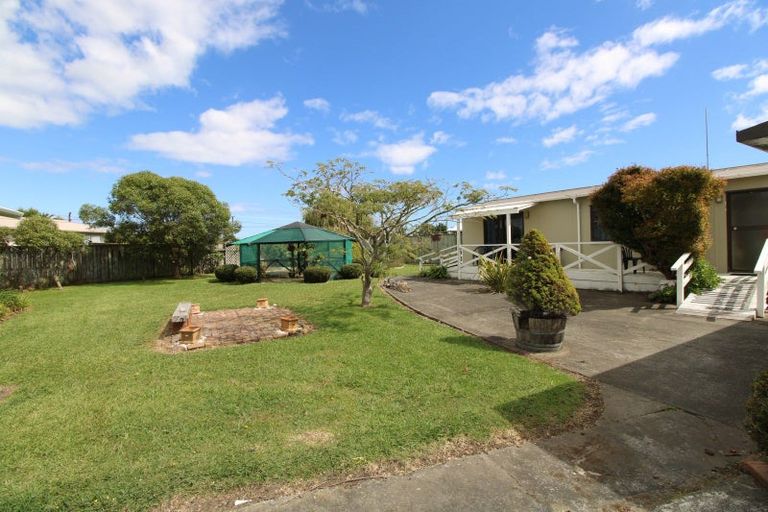Photo of property in 64 Edinburgh Terrace, Foxton Beach, Foxton, 4815