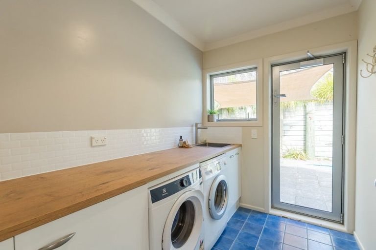 Photo of property in 12 Murray Court, Paraparaumu Beach, Paraparaumu, 5032