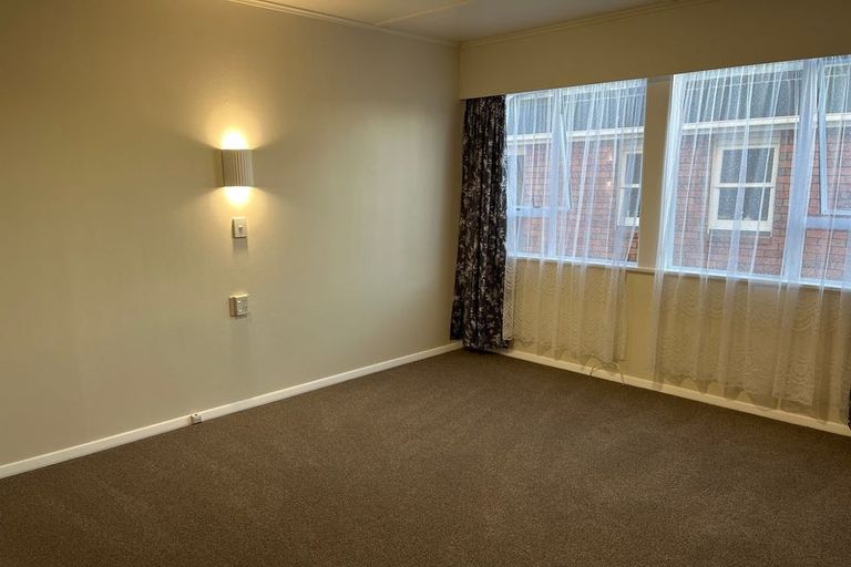 Photo of property in 92 Wilkie Crescent, Naenae, Lower Hutt, 5011