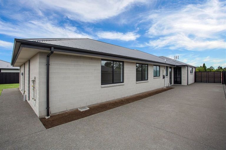 Photo of property in 4 Vaughan Drive, Rolleston, 7614