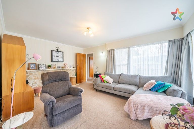 Photo of property in 22 Ruthven Road, Wainuiomata, Lower Hutt, 5014