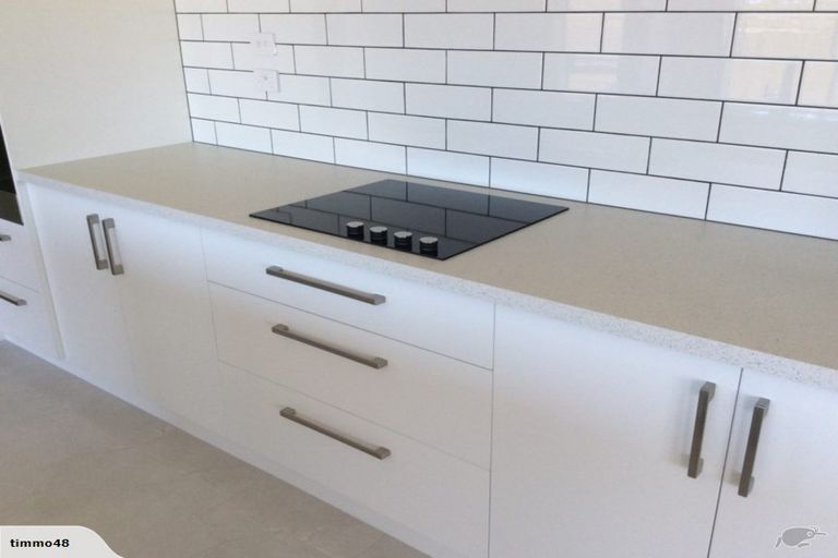 Photo of property in 12 Kotare Place, Sandspit, Warkworth, 0982