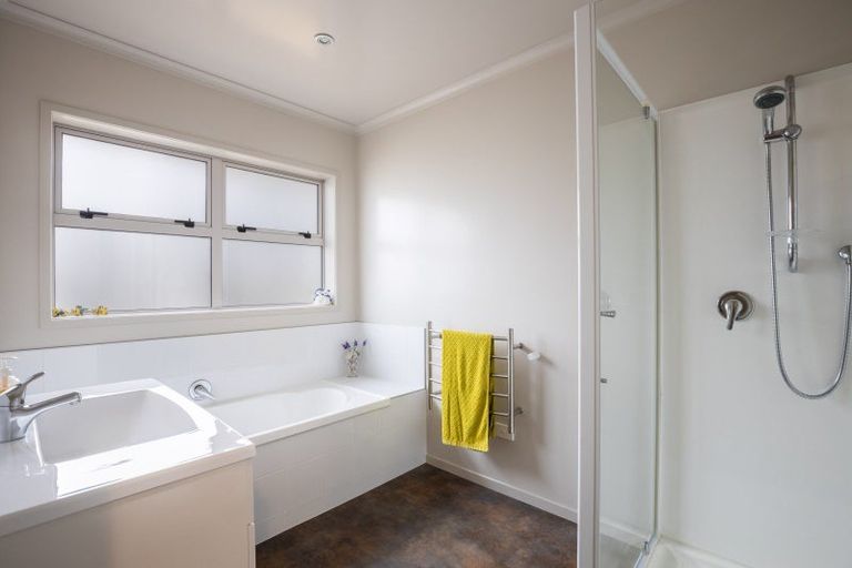 Photo of property in 11f Lemont Place, Westown, New Plymouth, 4310