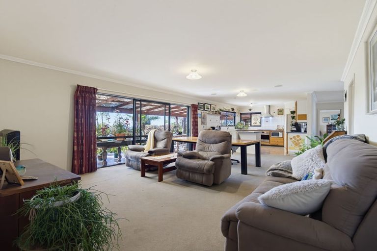 Photo of property in 996 Awhitu Road, Pollok, Waiuku, 2683