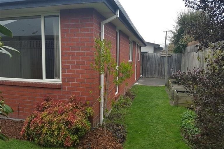 Photo of property in 35 Winton Street, St Albans, Christchurch, 8014