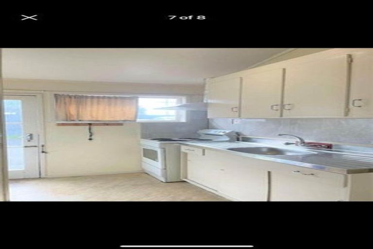 Photo of property in 2/462 Hillsborough Road, Mount Roskill, Auckland, 1041
