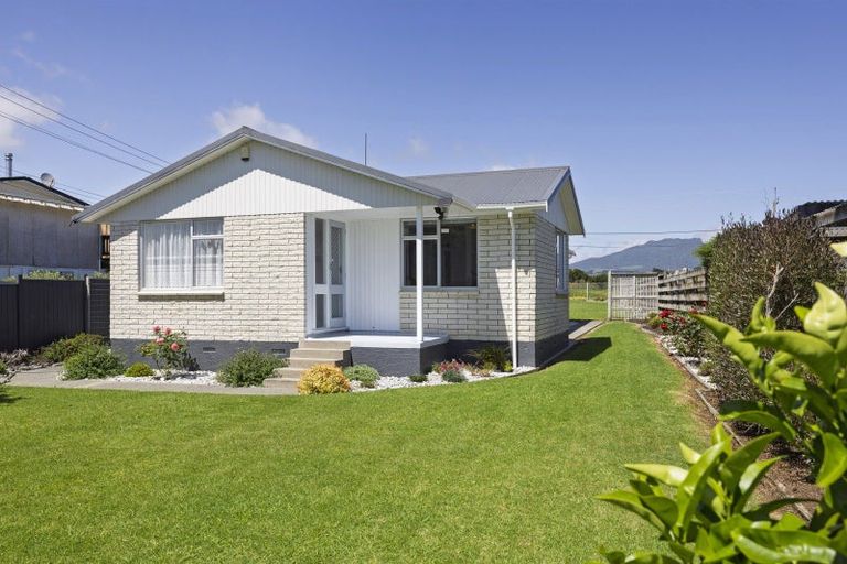 Photo of property in 9 Lorenzen Bay Road, Raglan, 3225