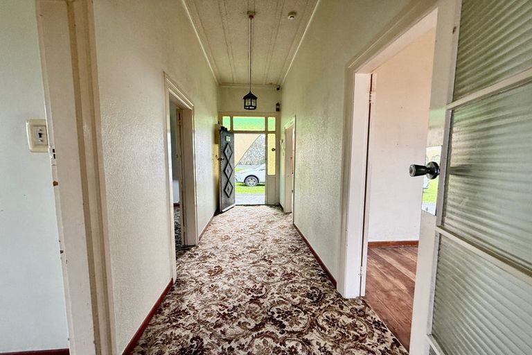 Photo of property in 137 Birkenhead Avenue, Birkenhead, Auckland, 0626