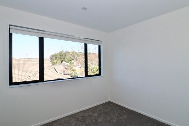 Photo of property in 8a Britannia Place, Half Moon Bay, Auckland, 2012