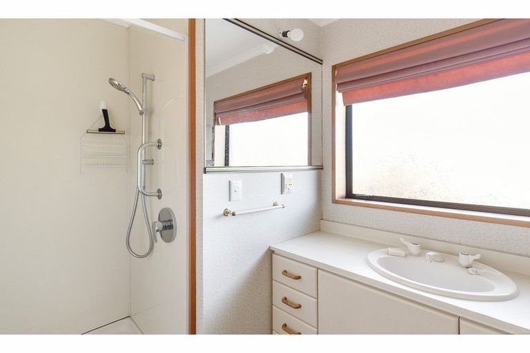 Photo of property in 2/200 Otipua Road, West End, Timaru, 7910