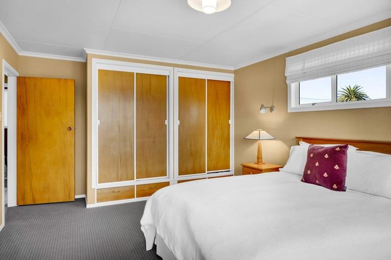 Photo of property in 27 Cameron Street, Hawera, 4610