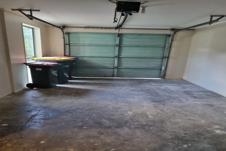 Photo of property in 3/351 West Coast Road, Glen Eden, Auckland, 0602