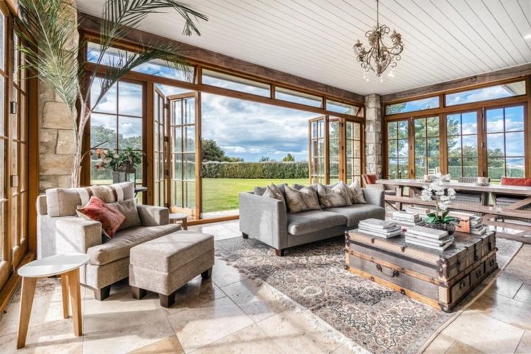 Photo of property in 184 North Road, Clevedon, Papakura, 2582