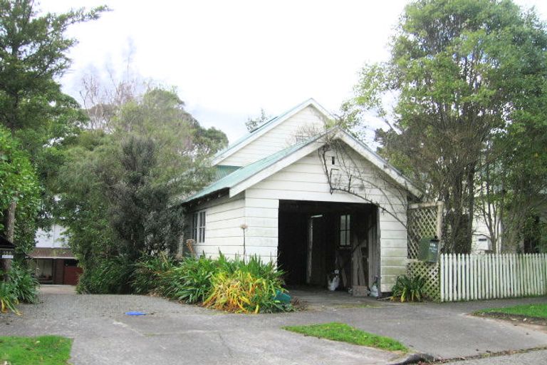 Photo of property in 134 Atawhai Road, Fitzherbert, Palmerston North, 4410