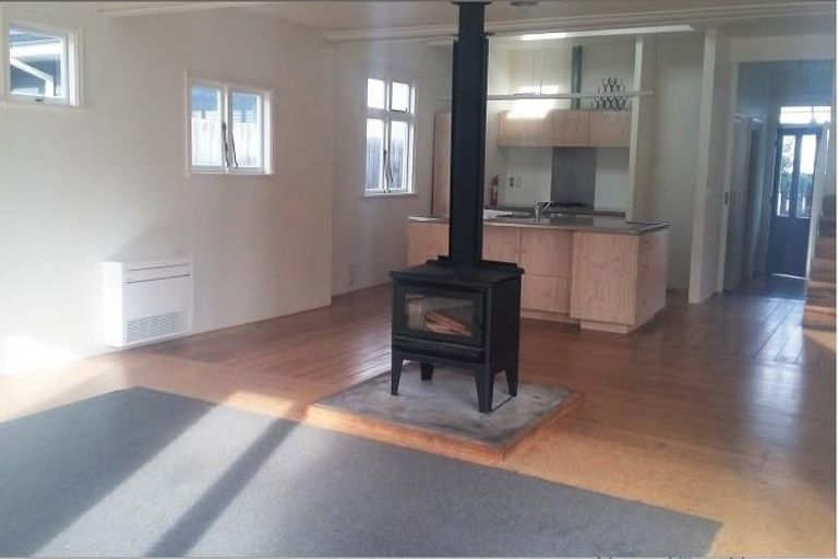 Photo of property in 93 Office Road, Merivale, Christchurch, 8014