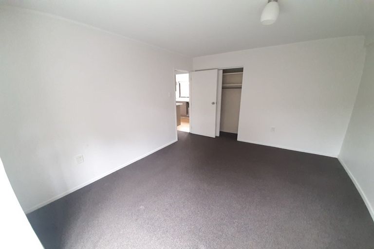 Photo of property in 3/59 Norwood Road, Bayswater, Auckland, 0622