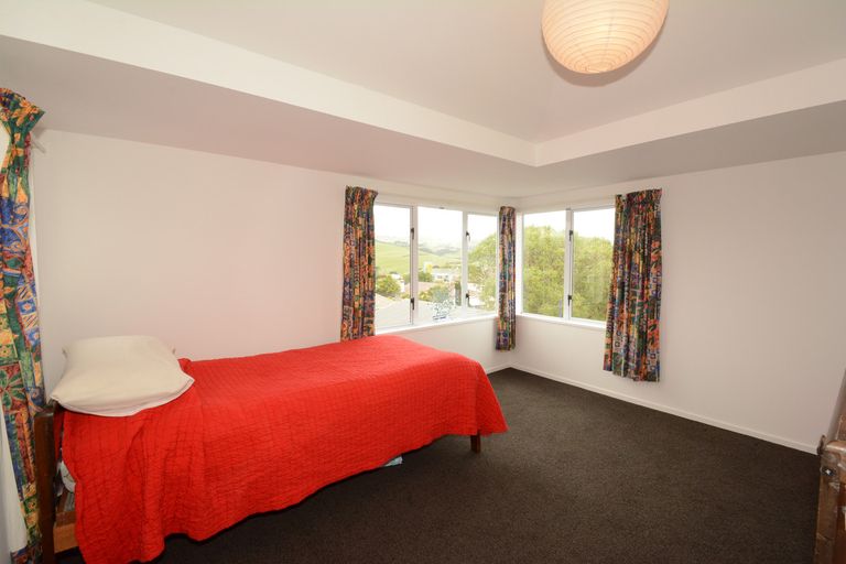 Photo of property in 54 Oakland Street, Andersons Bay, Dunedin, 9013