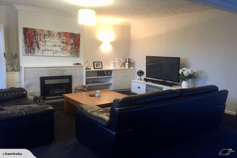 Photo of property in 69a Waimairi Road, Upper Riccarton, Christchurch, 8041