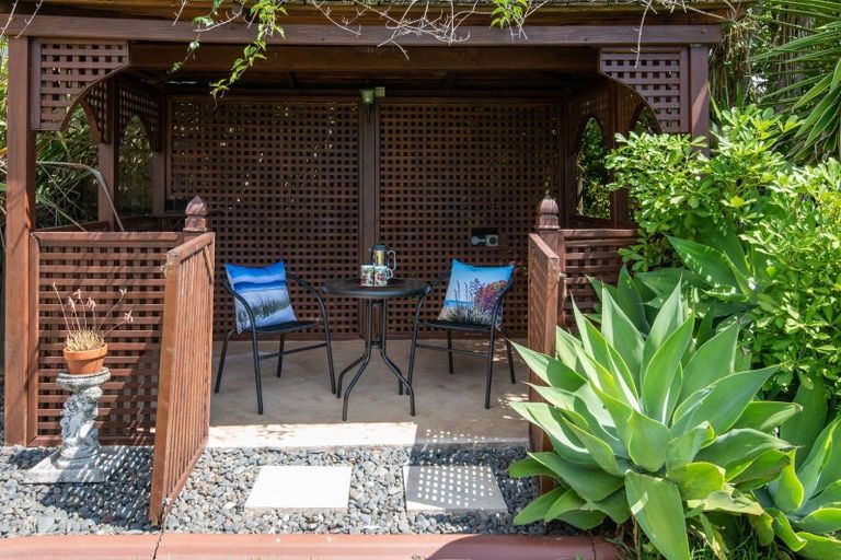 Photo of property in 8 Lilford Place, Half Moon Bay, Auckland, 2012