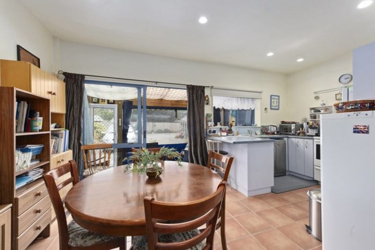 Photo of property in 100 Mcleod Street, Elderslea, Upper Hutt, 5018