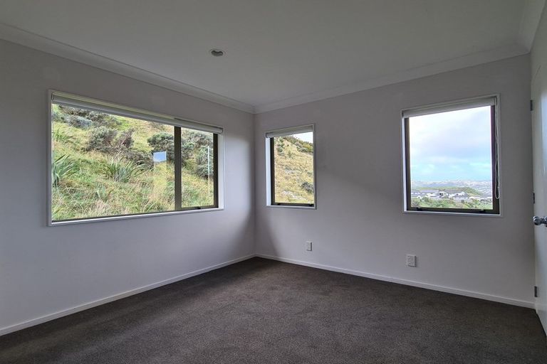 Photo of property in 14 Gifford Grove, Churton Park, Wellington, 6037