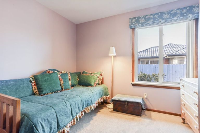 Photo of property in 61 Evesham Crescent, Spreydon, Christchurch, 8024