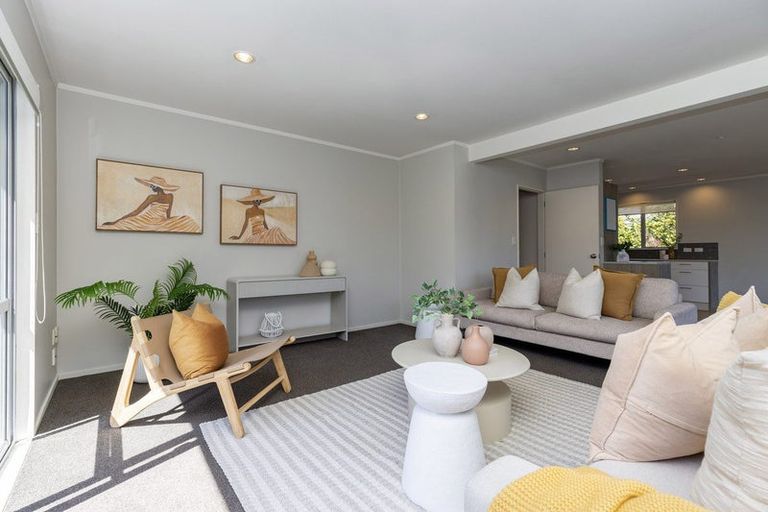 Photo of property in 131 Renown Road, Raumati South, Paraparaumu, 5032